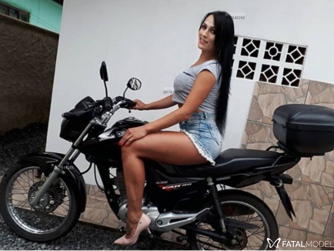 Adult dating  Leticia