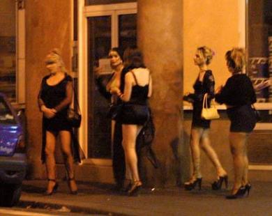 Prostitutes Mon Repos